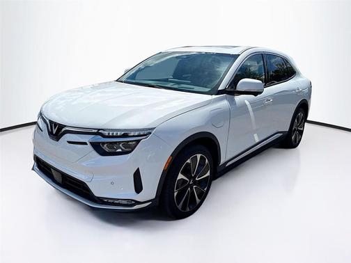 2025 VinFast VF 8 Plus