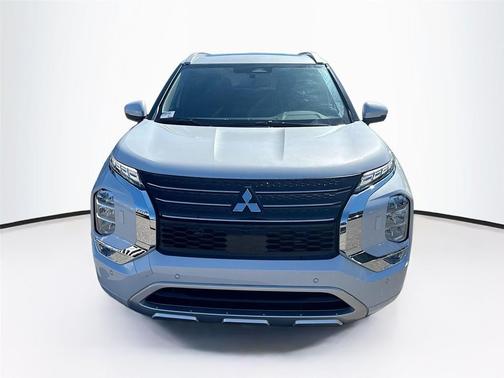 2025 Mitsubishi Outlander PHEV SEL