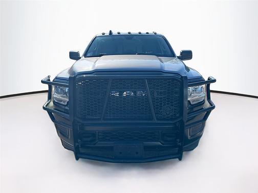 2019 RAM 2500 Tradesman Crew Cab 4x4 6'4' Box