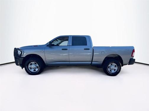2019 RAM 2500 Tradesman Crew Cab 4x4 6'4' Box