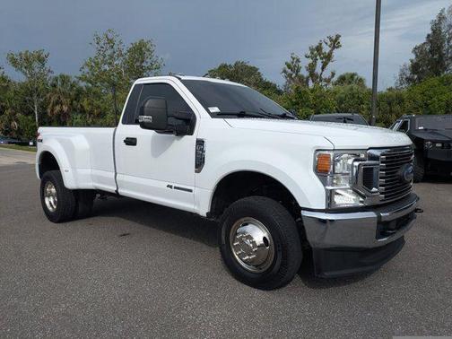 2022 Ford F-350 XLT