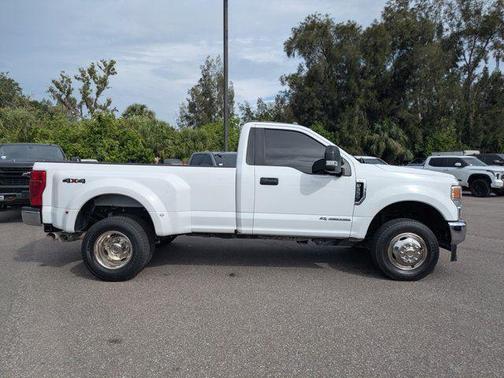2022 Ford F-350 XLT