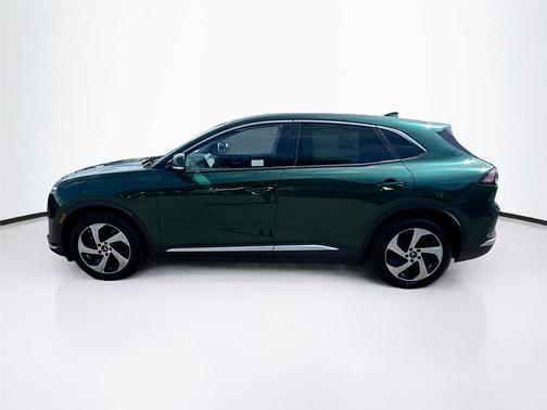 2025 VinFast VF 8 Eco