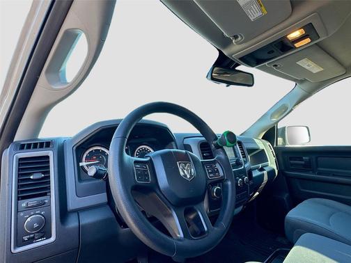 2016 RAM 1500 Tradesman/Express