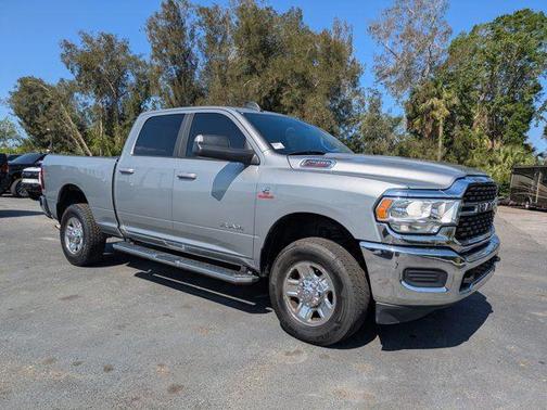 2022 RAM 2500 Big Horn Crew Cab 4x4 6'4' Box