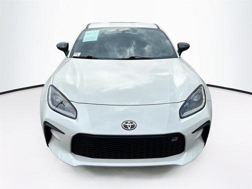 2024 Toyota GR86 Premium