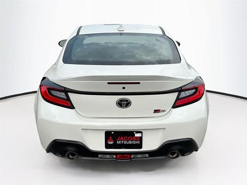2024 Toyota GR86 Premium