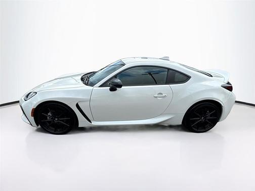 2024 Toyota GR86 Premium