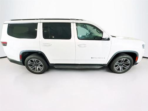 Bright White Clearcoat 2022 Jeep Wagoneer Series III 4x4