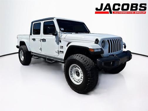 2022 Jeep Gladiator Sport S