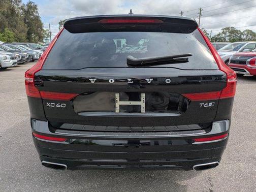 2018 Volvo XC60 T6 R-Design