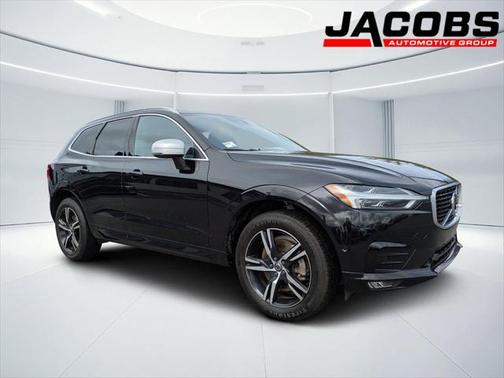 2018 Volvo XC60 T6 R-Design
