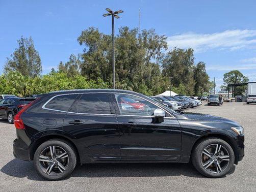 2018 Volvo XC60 T6 R-Design
