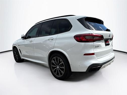 2022 BMW X5 PHEV xDrive45e