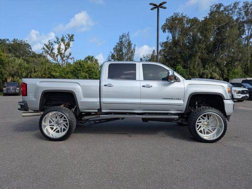 2019 GMC Sierra 2500 Denali