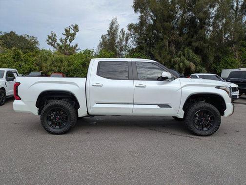 2024 Toyota Tundra Hybrid Platinum