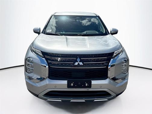 2024 Mitsubishi Outlander SE 2.5 2WD