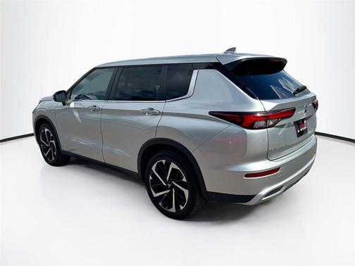 2024 Mitsubishi Outlander SE 2.5 2WD