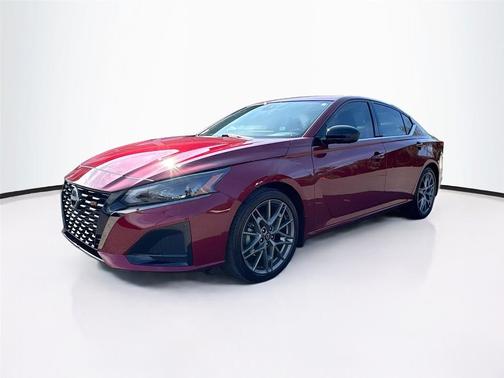 2024 Nissan Altima SR VC-Turbo FWD