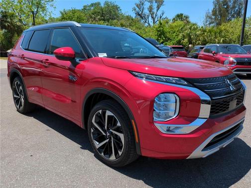 2025 Mitsubishi Outlander PHEV SEL