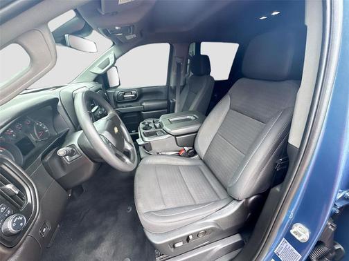 2025 Chevrolet Silverado 2500 Custom