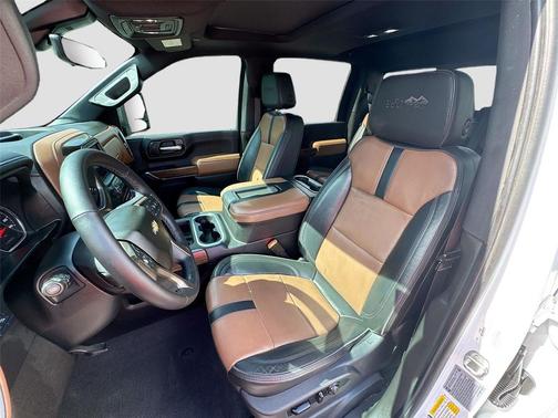 Summit White 2021 Chevrolet Silverado 3500 High Country