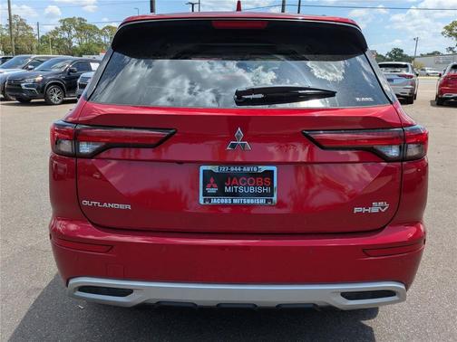 2025 Mitsubishi Outlander PHEV SEL