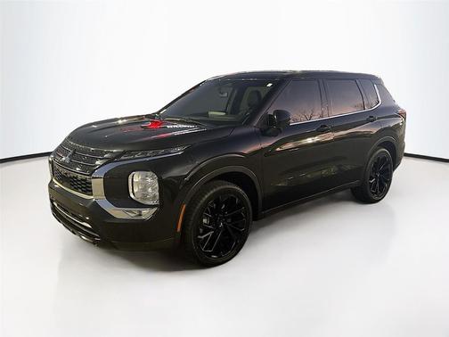 2023 Mitsubishi Outlander SE Black Edition 2WD