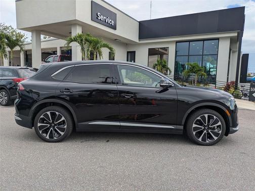 2024 VinFast VF 8 Plus