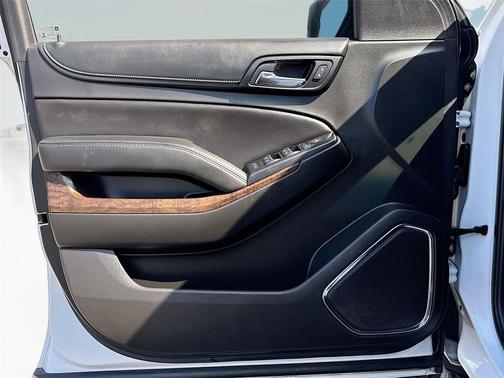 2018 Chevrolet Suburban LS