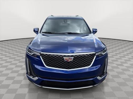 2024 Cadillac XT6 Luxury FWD