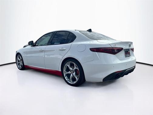 2021 Alfa Romeo Giulia Ti