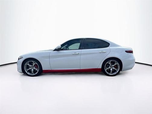 2021 Alfa Romeo Giulia Ti