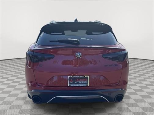 2020 Alfa Romeo Stelvio Base