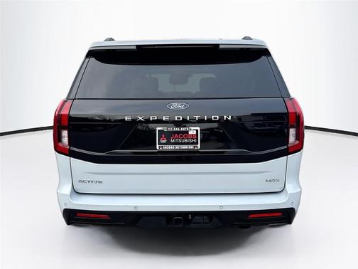 2025 Ford Expedition Max Active 4x4