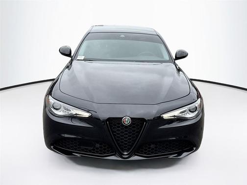 2021 Alfa Romeo Giulia Base