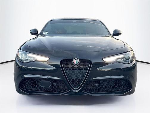 2020 Alfa Romeo Giulia Sport