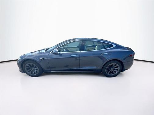 2020 Tesla Model S Long Range