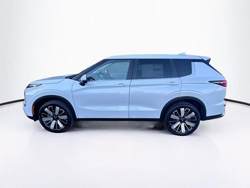 2025 Mitsubishi Outlander SE 2.5 2WD