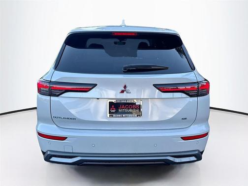 2025 Mitsubishi Outlander SE 2.5 2WD