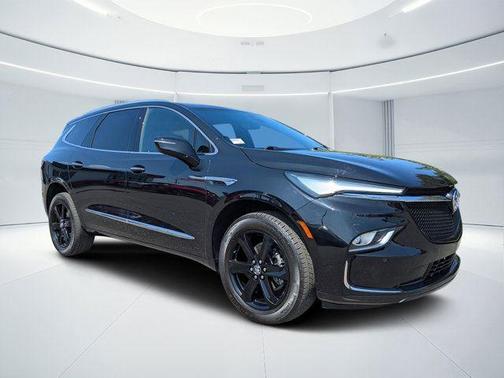 2023 Buick Enclave Essence FWD