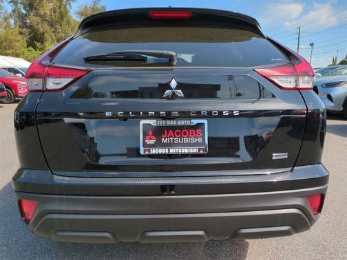 2025 Mitsubishi Eclipse Cross LE