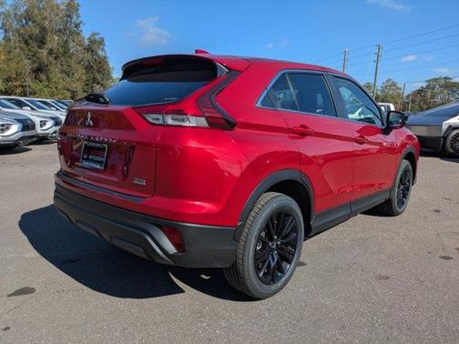 2025 Mitsubishi Eclipse Cross LE