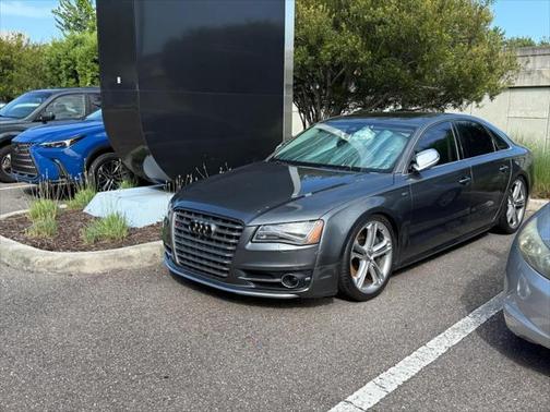 2014 Audi S8 4.0T