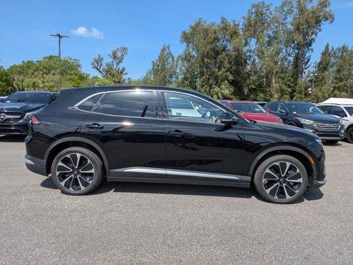 2025 VinFast VF 8 Plus