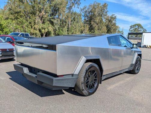 2024 Tesla Cybertruck All-Wheel Drive