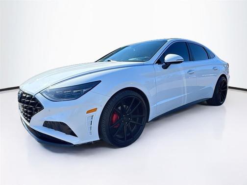 2023 Hyundai SONATA Limited