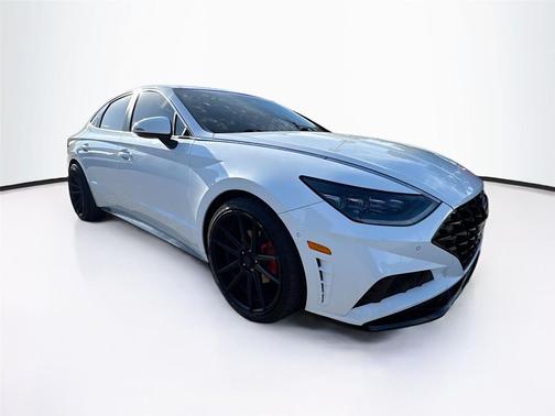 2023 Hyundai SONATA Limited