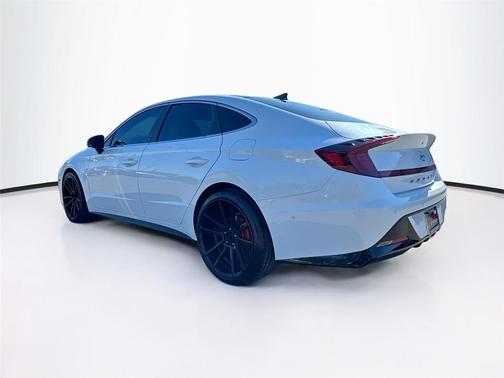 2023 Hyundai SONATA Limited