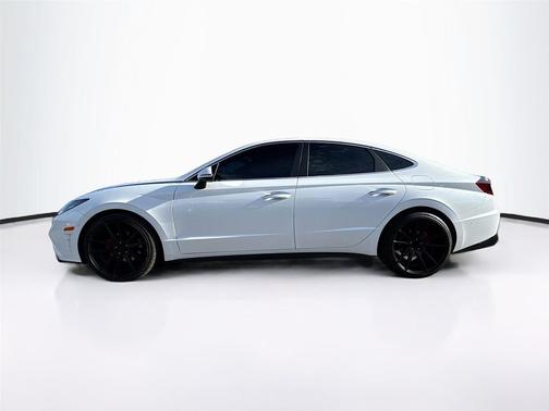 2023 Hyundai SONATA Limited